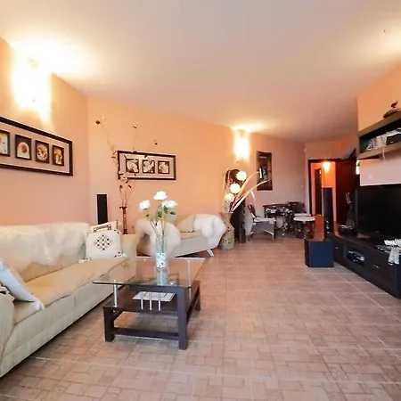 Deluxe 2 Bedroom With Pool View Mamaafrica Apartment