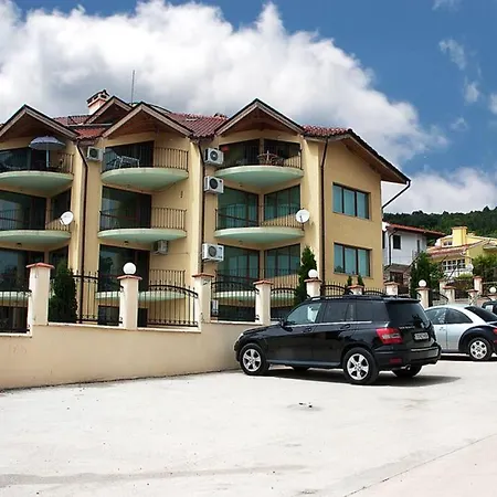 Deluxe 2 Bedroom With Pool View Mamaafrica Apartment *