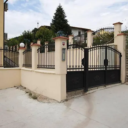 Deluxe 2 Bedroom With Pool View Mamaafrica Apartment Balchik
